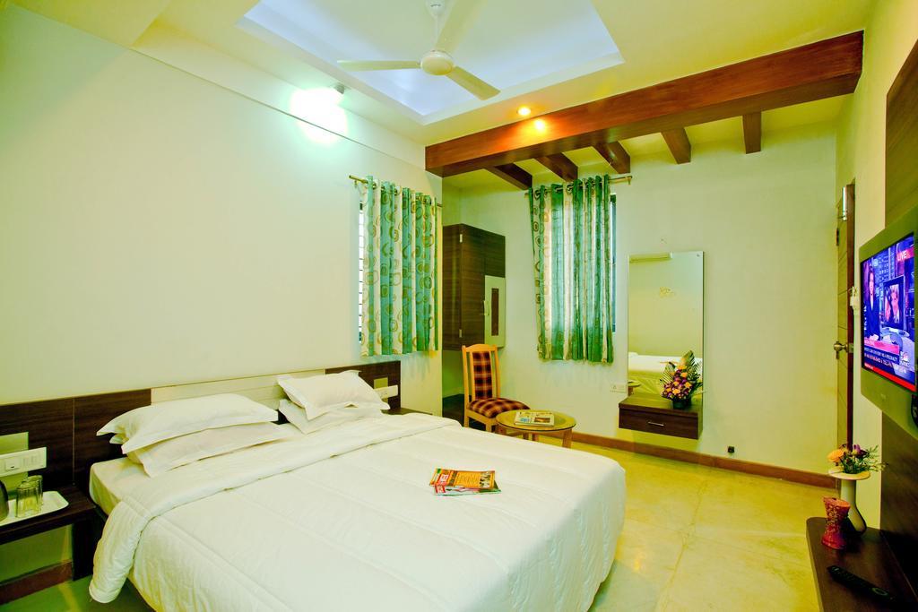 Hotel Vt Orchid Chennai Værelse billede